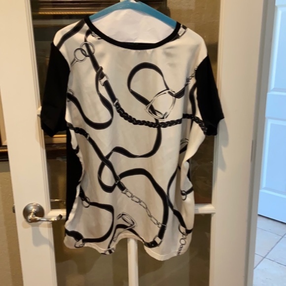 Lauren Ralph Lauren Black and White Print Top - Picture 2 of 4